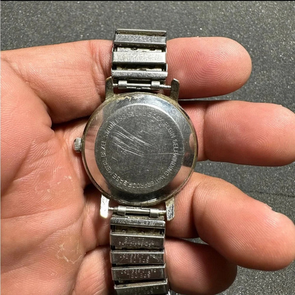 Vintage Elgin Self Winding Mens Wrist Watch Silver Tone Stretch Band Working - Picture 7 of 9